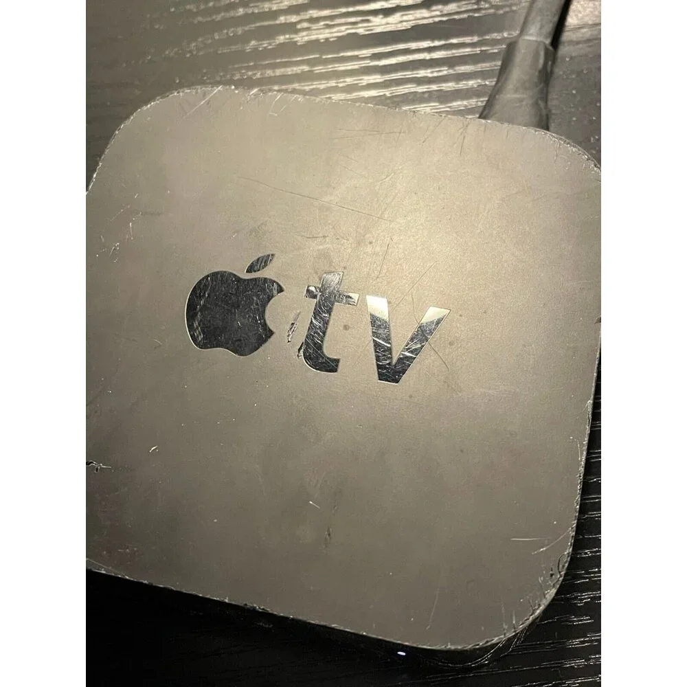 lot of 2 Apple TV 3rd Gen 8GB HD Media Streamer A1469 A1427 only no remote